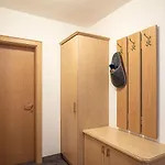 Haus Markus Apartman *